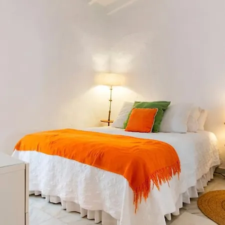 Linda Casita En El Casco Antiguo De * Marbella