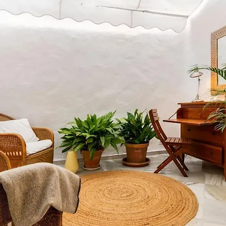 Linda Casita En El Casco Antiguo De
